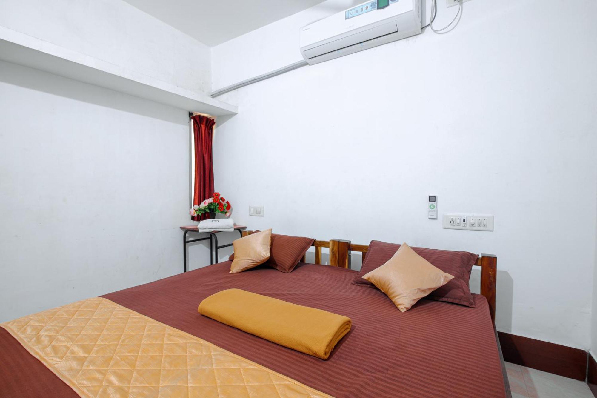 Отель Manora Residency Пондичерри Экстерьер фото