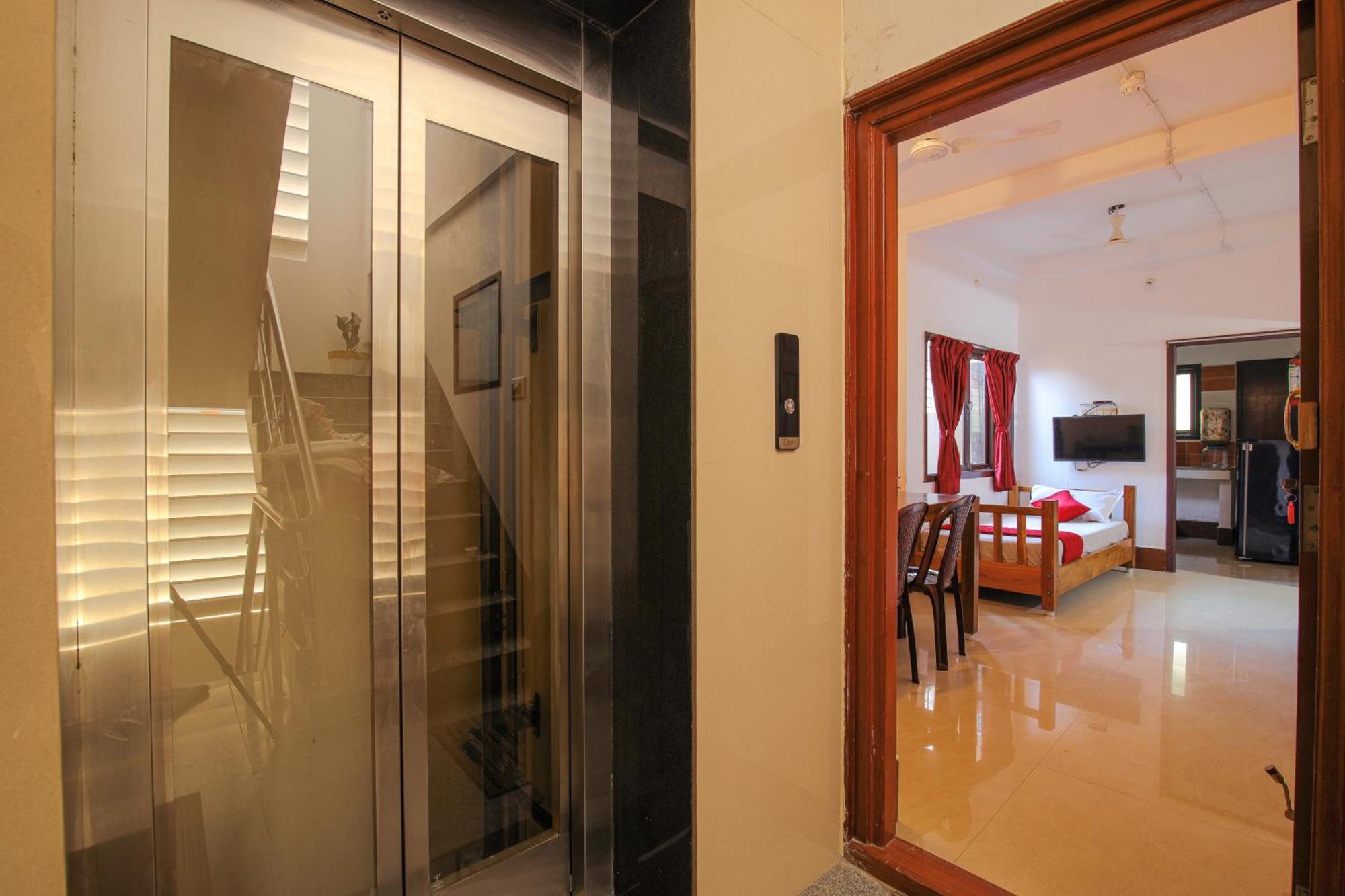 Отель Manora Residency Пондичерри Экстерьер фото