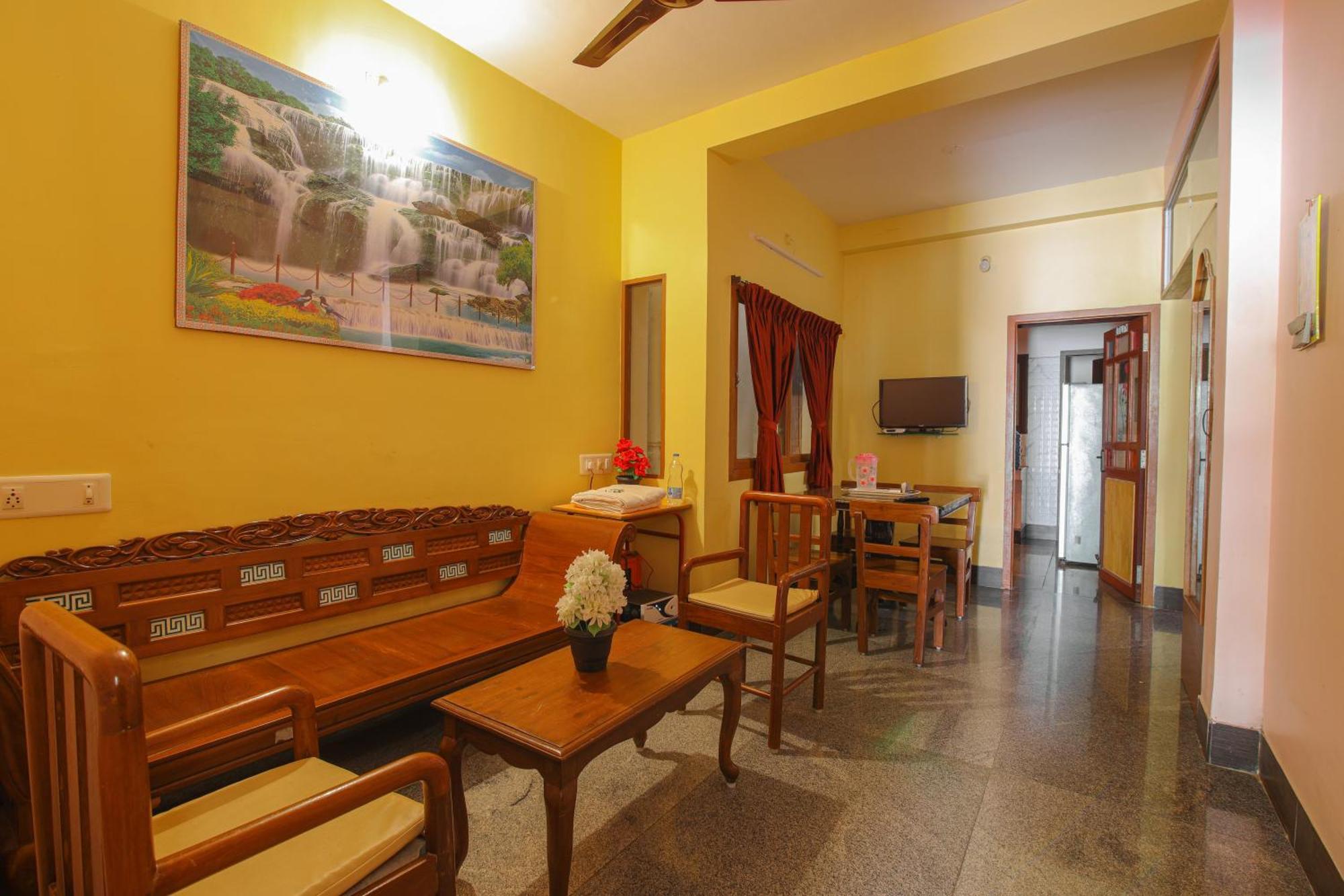 Отель Manora Residency Пондичерри Экстерьер фото